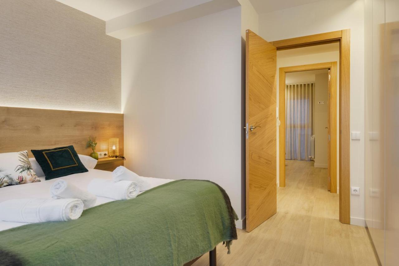 Apartamentos La Muralla De Jaca Eksteriør bilde