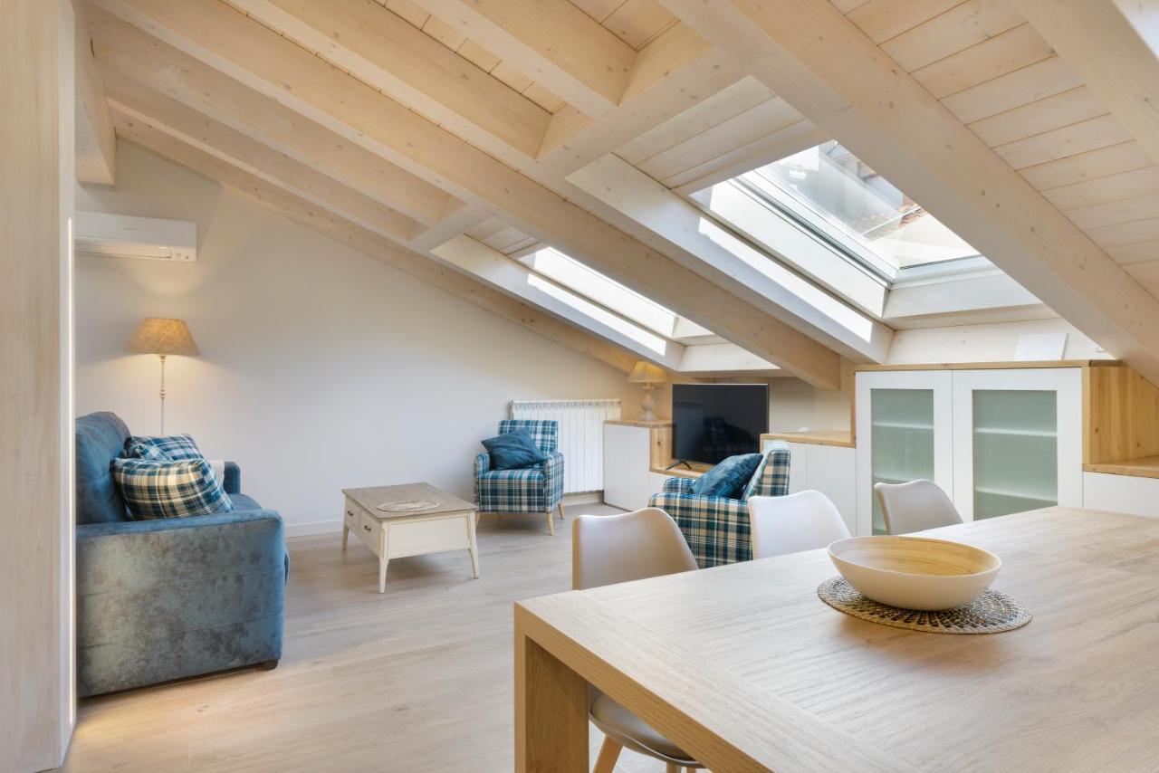 Apartamentos La Muralla De Jaca Eksteriør bilde