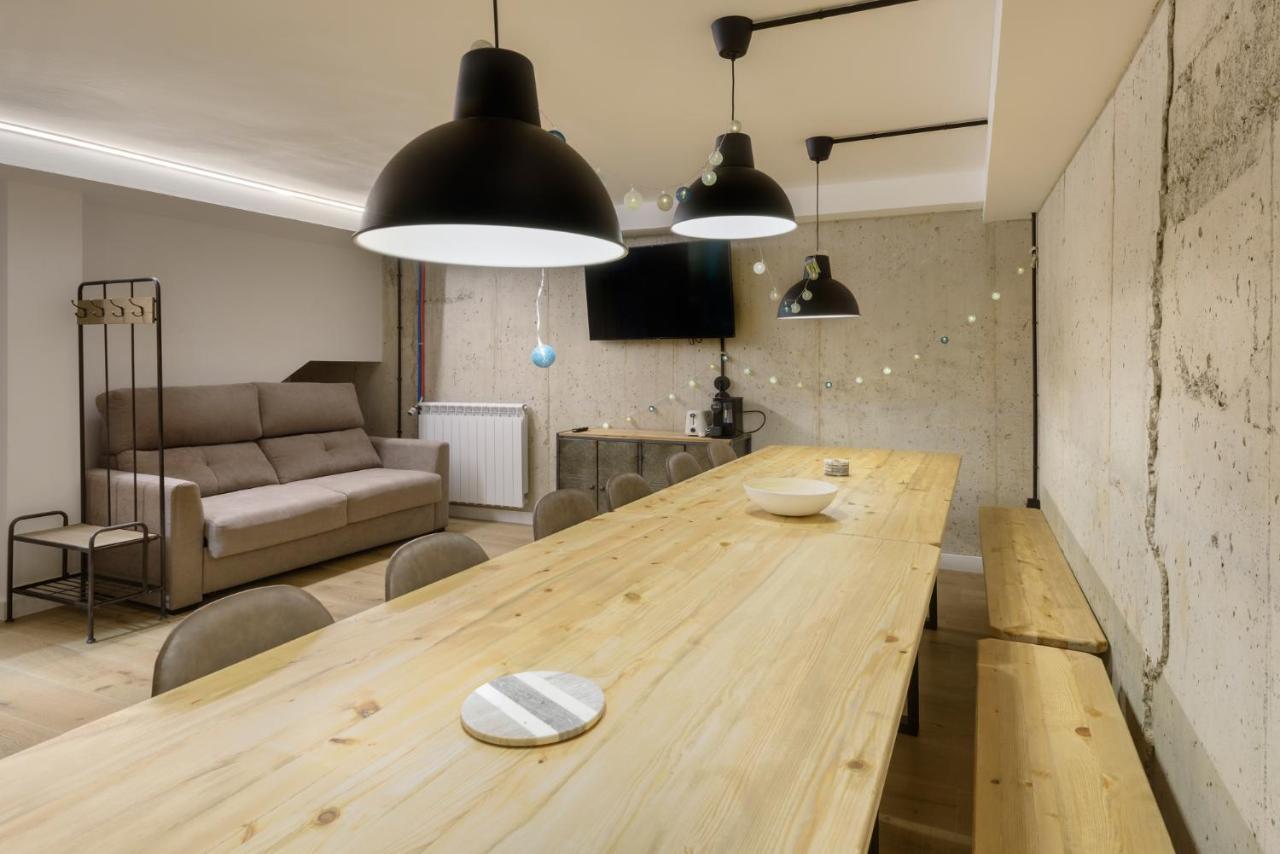 Apartamentos La Muralla De Jaca Eksteriør bilde